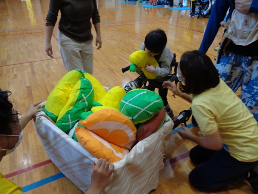①